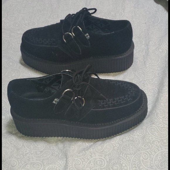 T. U. K.  Creepers platforms